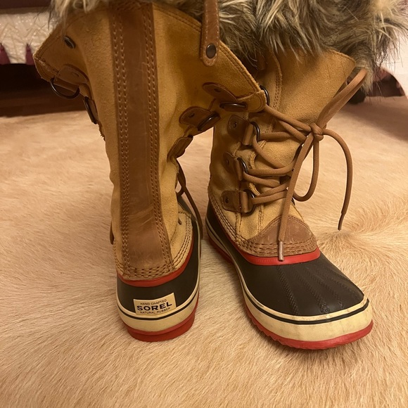 Sorel snow boots. Brown. Size 7.5 - Picture 3 of 6